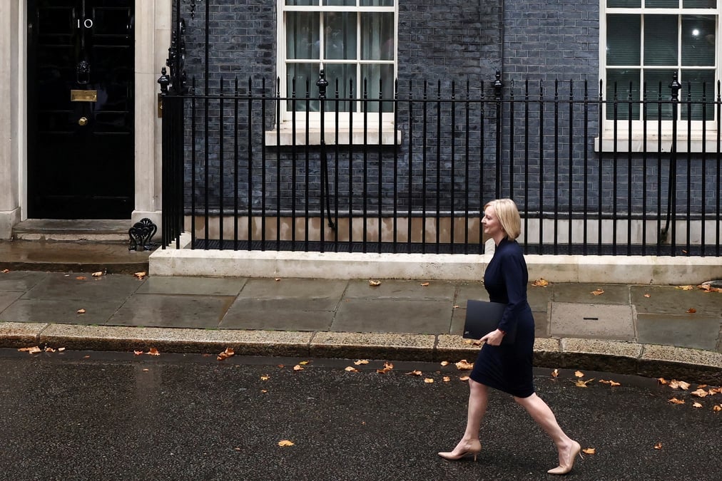 Biden et truss s'engagent a faire front commun face a la russie