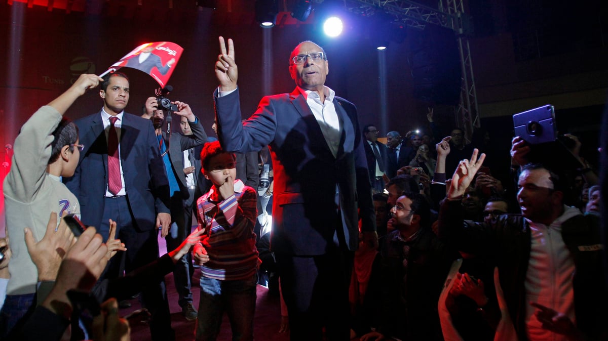 Les tunisiens aux urnes pour parachever la transition