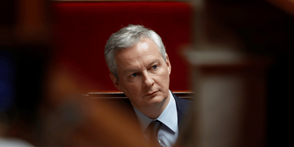 Bruno le maire ne reviendra pas sur la privatisation d'adp
