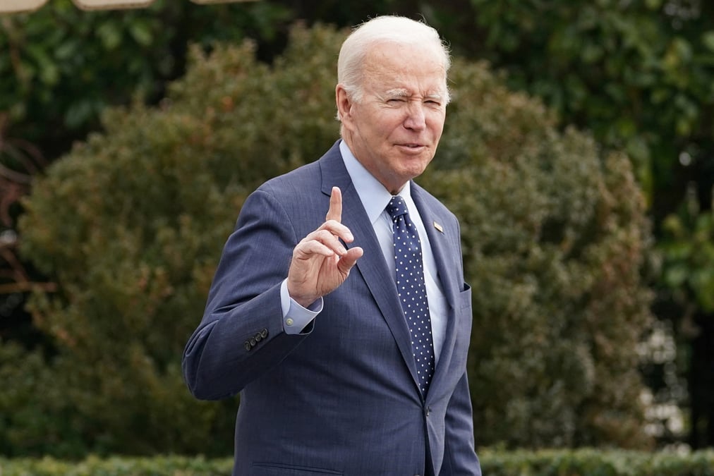 Le president americain joe biden a la maison blanche, a washington