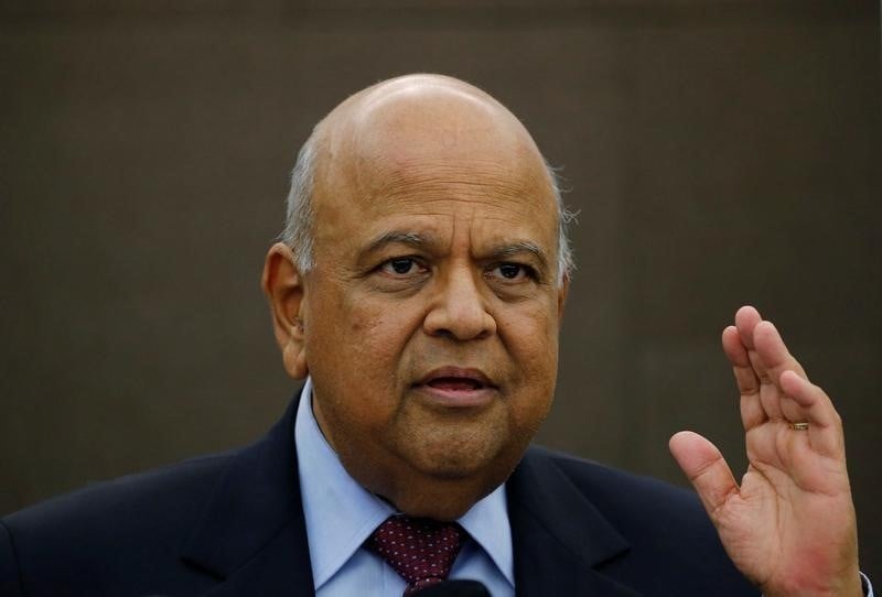 Le ministre sud-africain des finances exclut de demissionner
