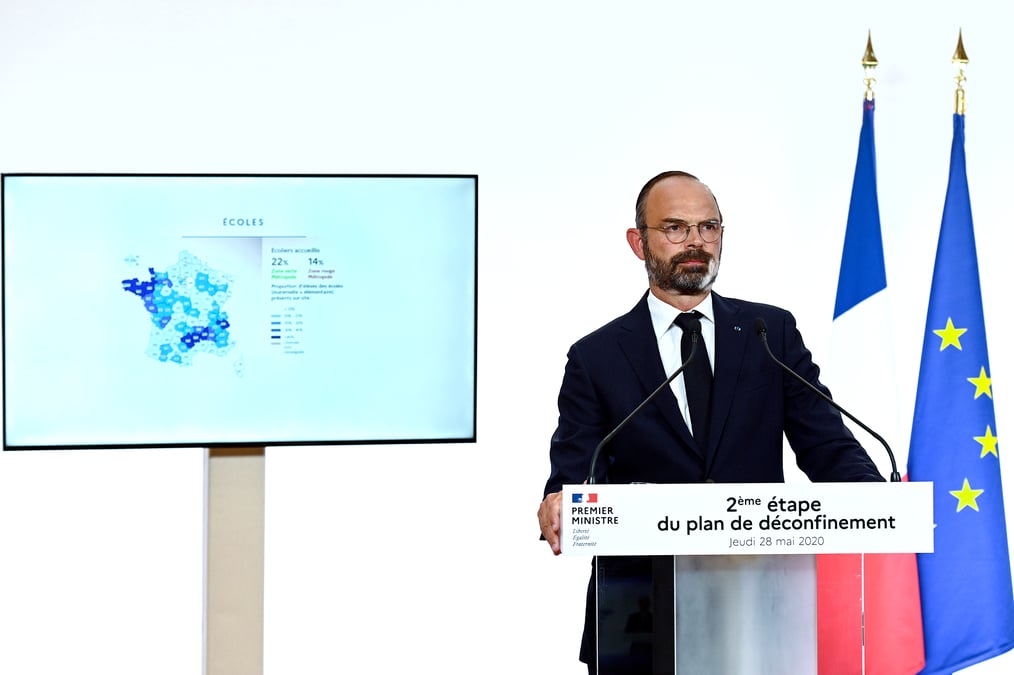 La france desserre l'etau du confinement a l'oree de l'ete