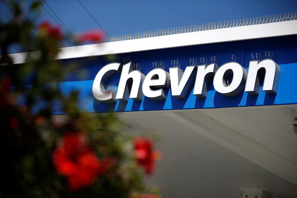 Le groupe pétrolier-gazier américain a annoncé suspendre ses extractions de gaz sur une de ses plateformes aux larges des côtes d'Israël.