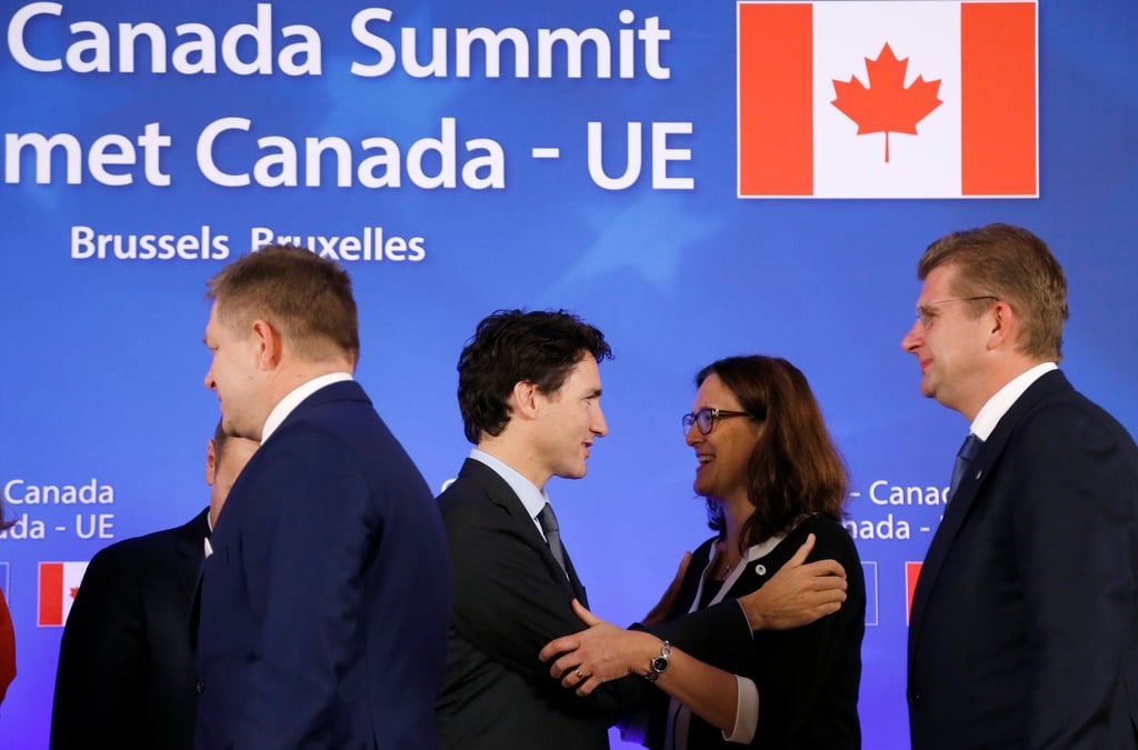 Le Canada et l'Union européenne ont déjà un accord de libre échange. Les dirigeant européens et Justin Trudeau se félicitent de l'adoption du CETA en 2016. (Photo d'illustration)