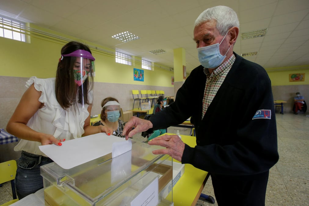 Premiers scrutins depuis l'apparition du coronavirus en espagne