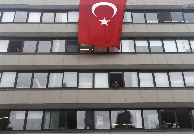 Mandats d'arret en turquie contre 35 personnes