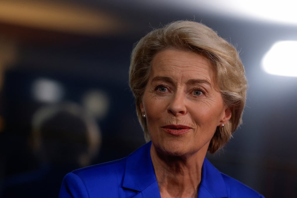 La presidente de la commission europeenne, ursula von der leyen, s'exprime lors d'une interview avec reuters