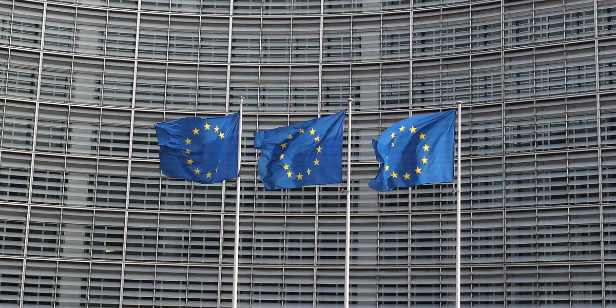 La Commission européenne prévoit de présenter mercredi 26 février une législation « omnibus » pour simplifier des réglementations, dont celle sur le devoir de vigilance.