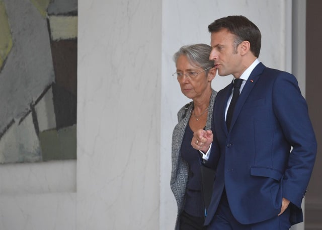 Emmanuel Macron Elisabeth Borne