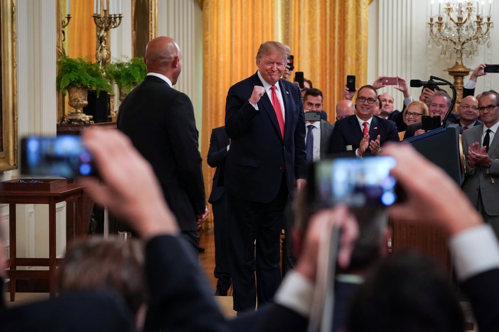 Attaques de drones: il semble que l'iran soit responsable, dit trump