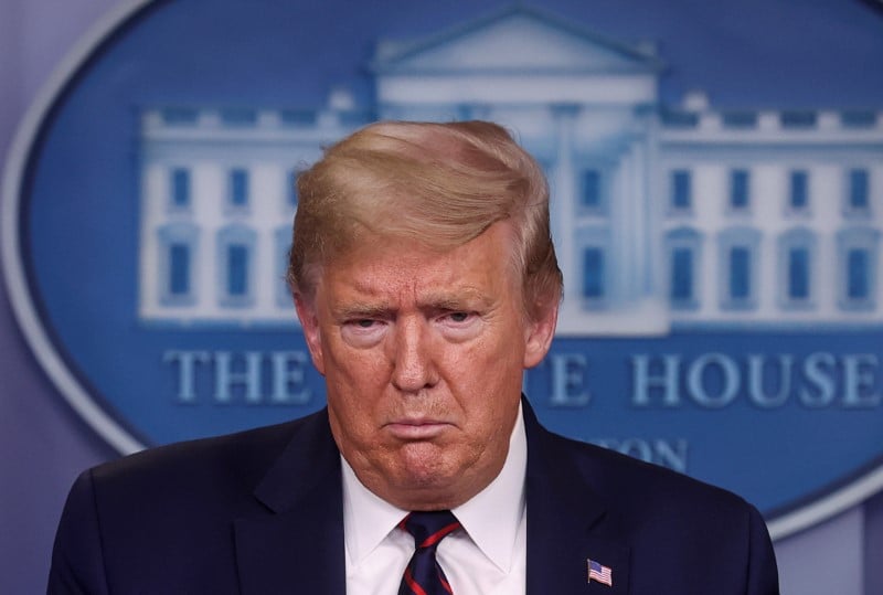Coronavirus/usa: trump contraint gm a fabriquer des respirateurs
