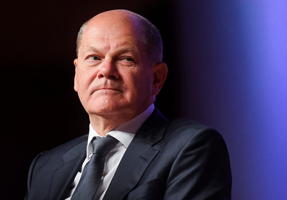 La politique de prets de la chine pourrait declencher une crise de la dette, selon olaf scholz