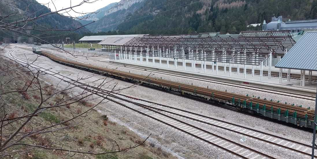 pau canfranc convoi rails train 13-03-23