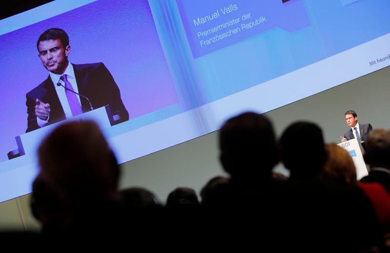 Manuel Valls défend ses réformes devant le patronat allemand
