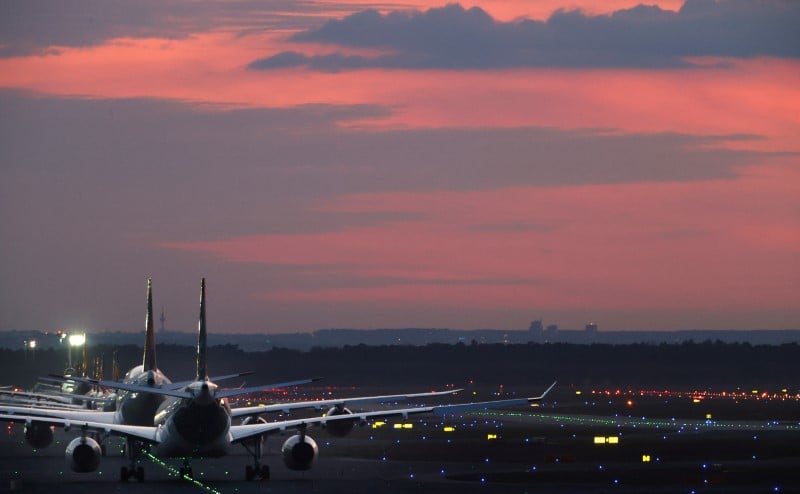 Usa: le senat fait ses propositions pour l'aide au transport aerien