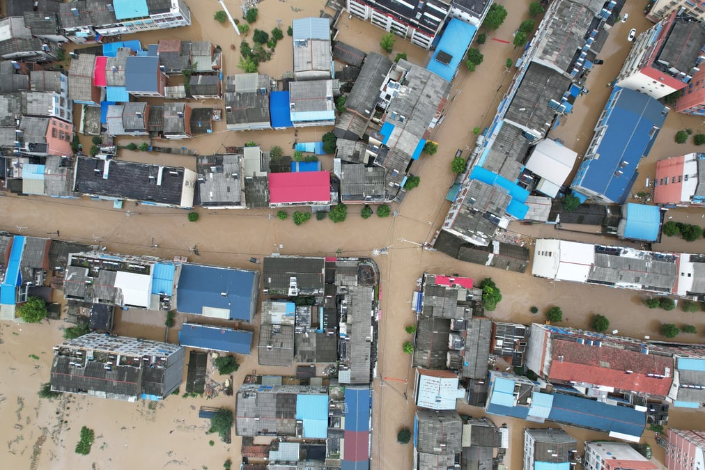 Chine: cinq villes en "alerte rouge" apres des pluies torrentielles