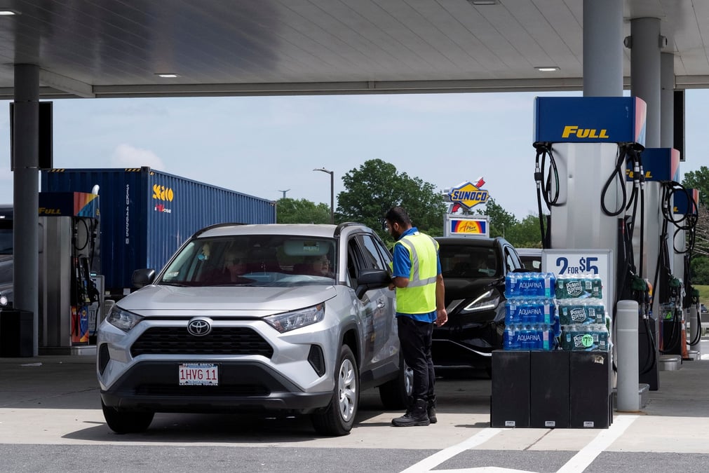 Etats-unis: contraction surprise des ventes au detail en mai