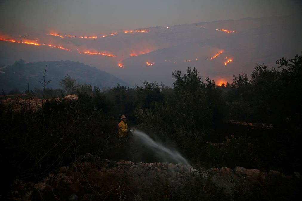 Incendies en israel: une dizaine de suspects palestiniens arretes