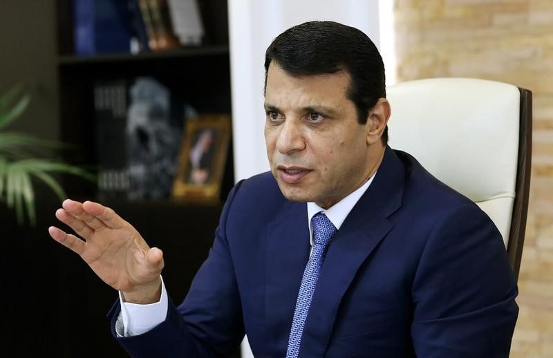 Homme cle dans l'entente palestinienne, dahlan prone l'unite