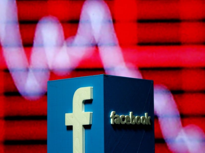 Facebook va prendre des initiatives contre la desinformation