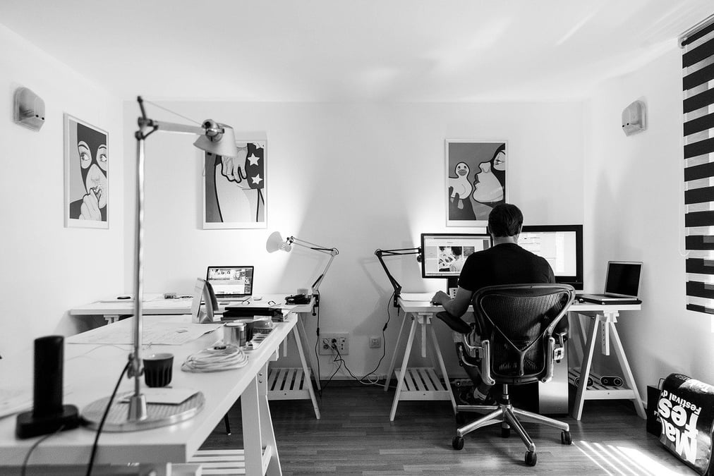 Bureau travail ordinateur