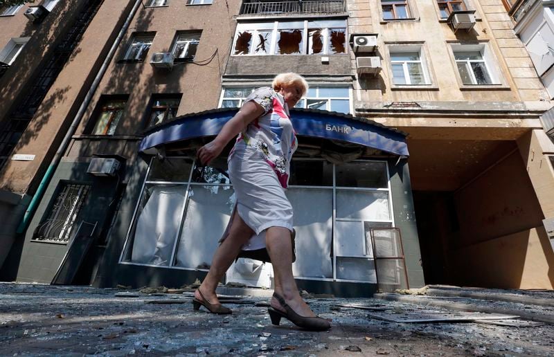 Des obus tombent près du centre de Donetsk