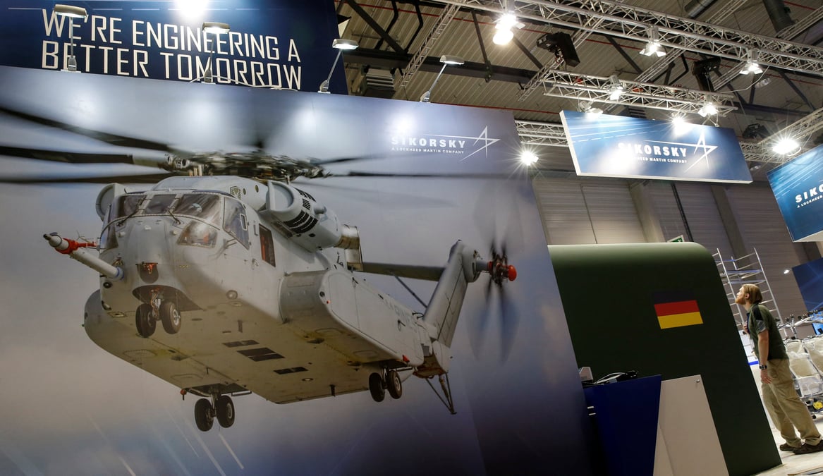 Israel achete des helicopteres et avions-ravitailleurs americains