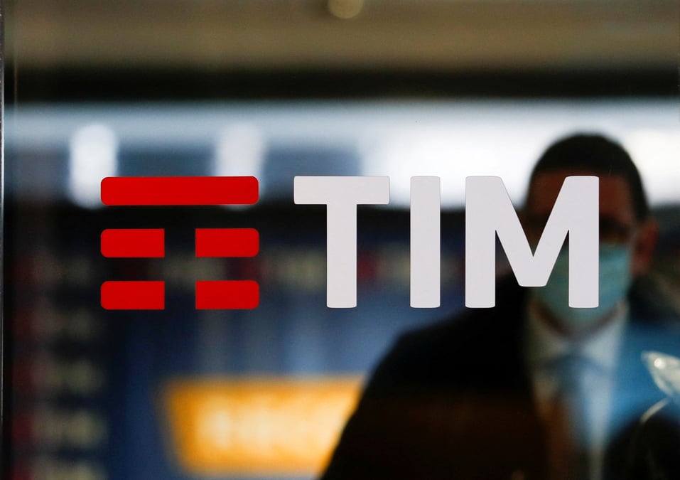 Le logo de telecom italia a son siege a rome