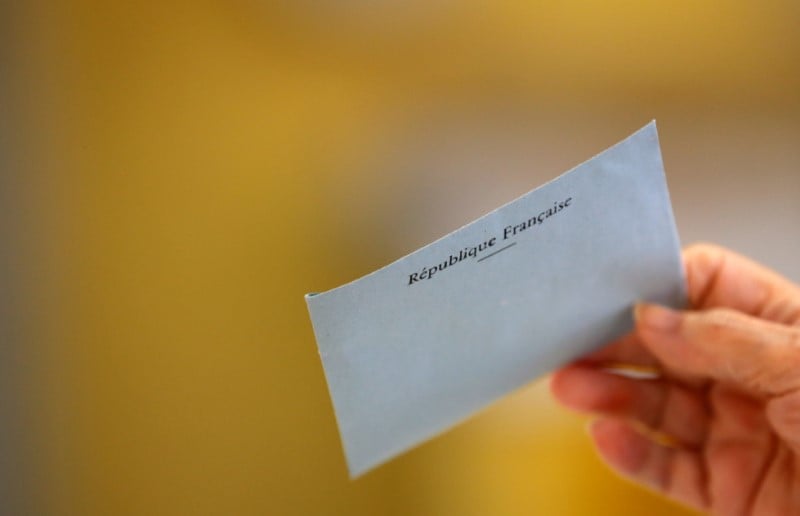 Les legislatives, "sanction" pour macron selon lr