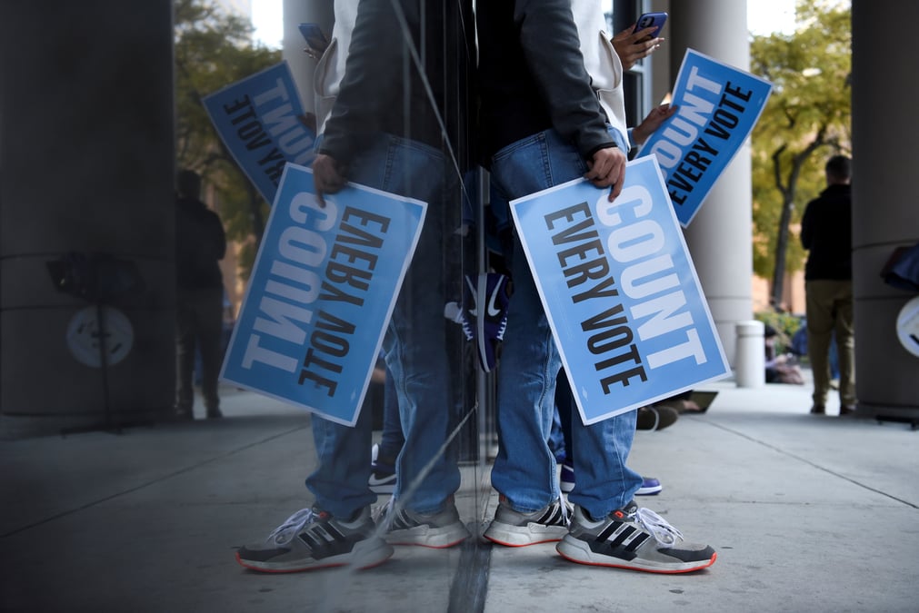 Usa 2020: un juge du texas bloque une tentative pour interdire le vote au volant