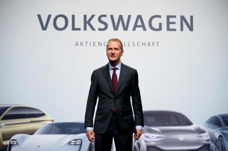 Le patron de volkswagen averti deux mois avant le scandale