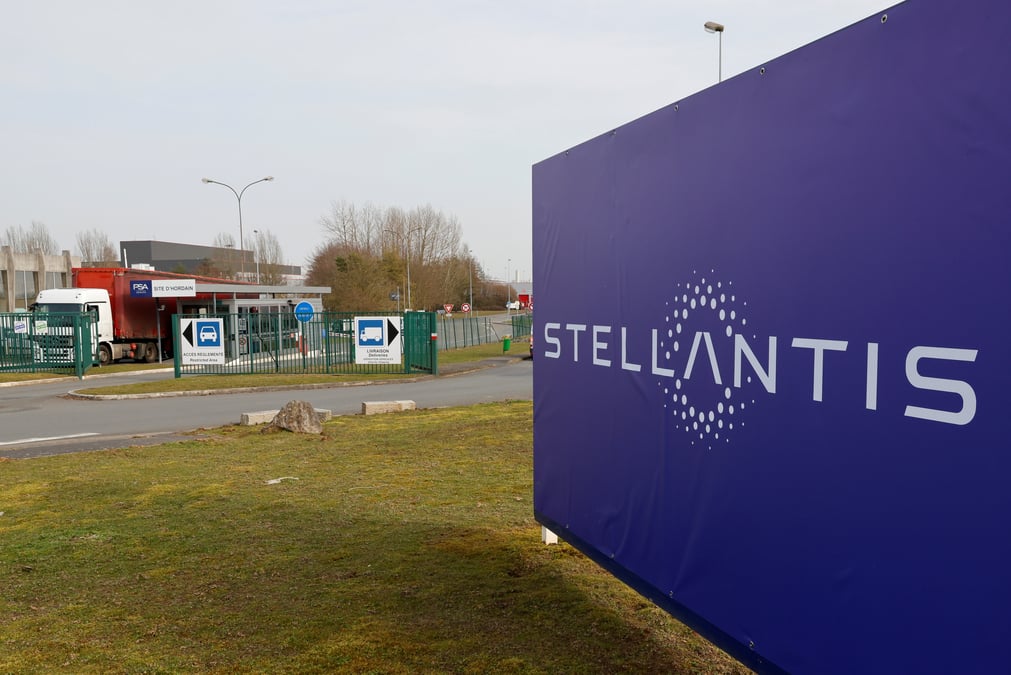 Stellantis atteindra ses objectifs de co2 en 2021 sans recourir a tesla