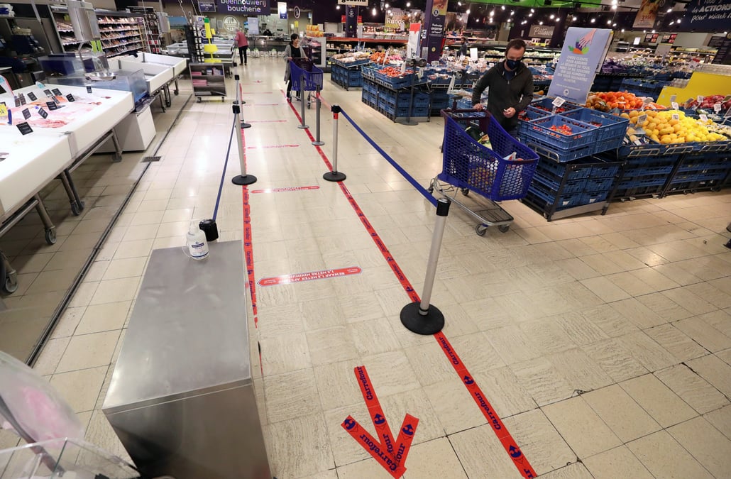 Zone euro: les ventes au detail rebondissent plus que prevu en mai