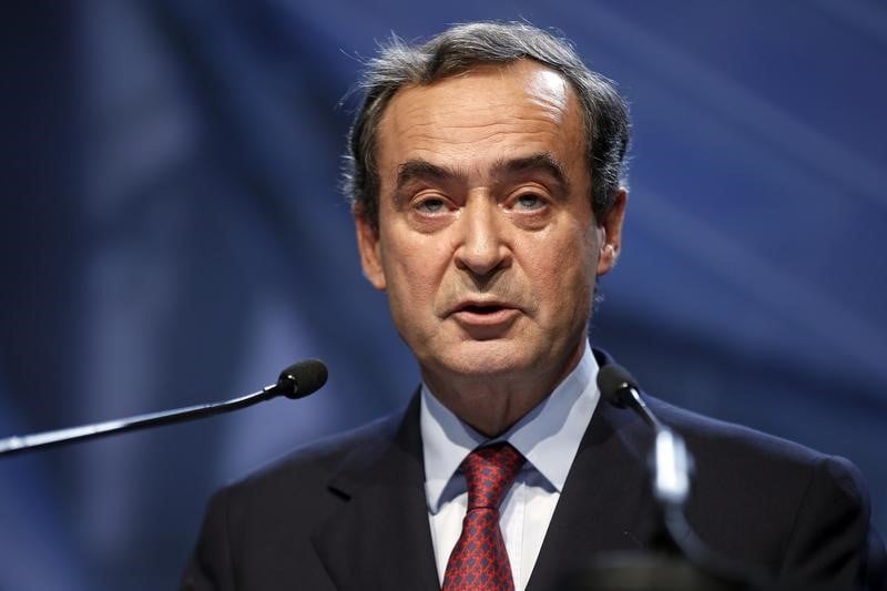 Lafarge: une partie des indemnites de bruno lafont saisie