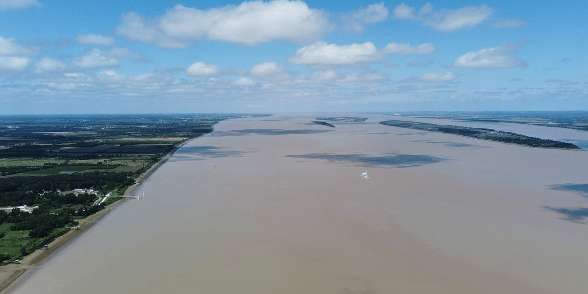 L'estuaire de la Gironde abrite de nombreux milieux naturels, notamment des îles.