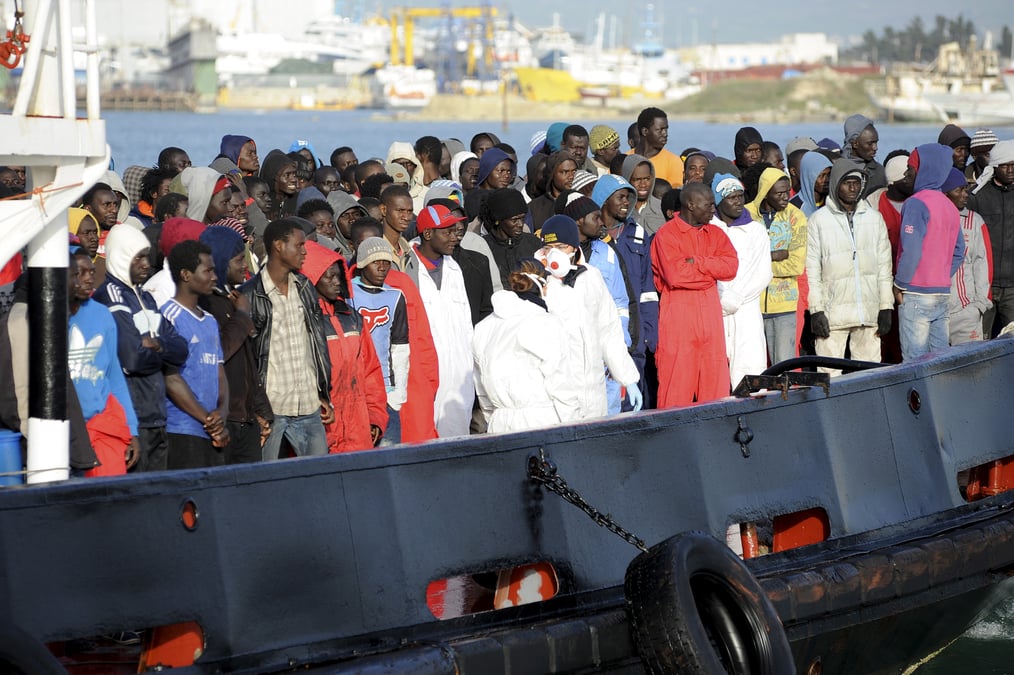 Francois hollande souhaite que l’europe renforce l’aide aux migrants en mediterranee