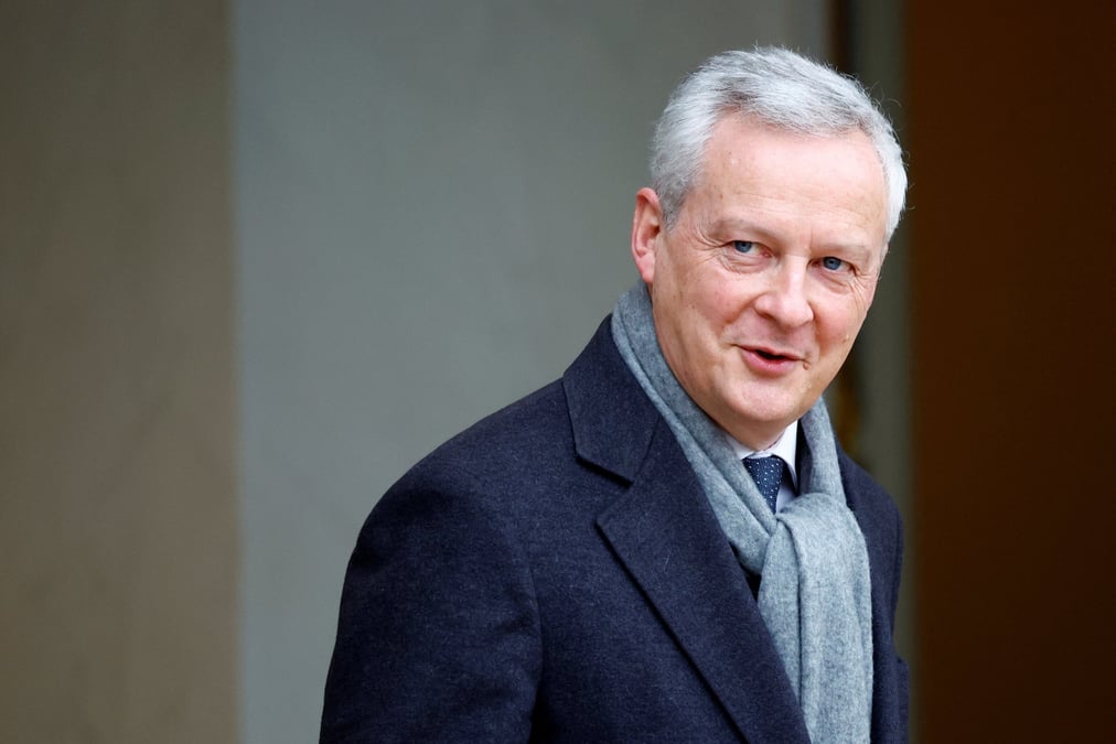 Saisi avant l'Assemblée nationale, le Sénat a réservé trois jours pour examiner ce texte gouvernemental qui entend faciliter la vie des entreprises. Un vote solennel est prévu le 11 juin à 14h30.