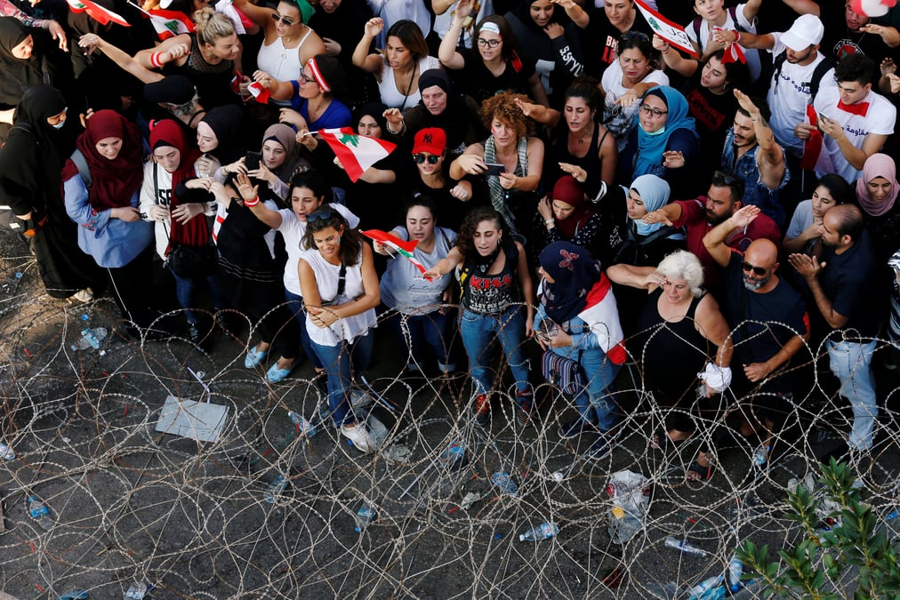 Nouvelles manifestations au liban, le gouvernement joue l'apaisement
