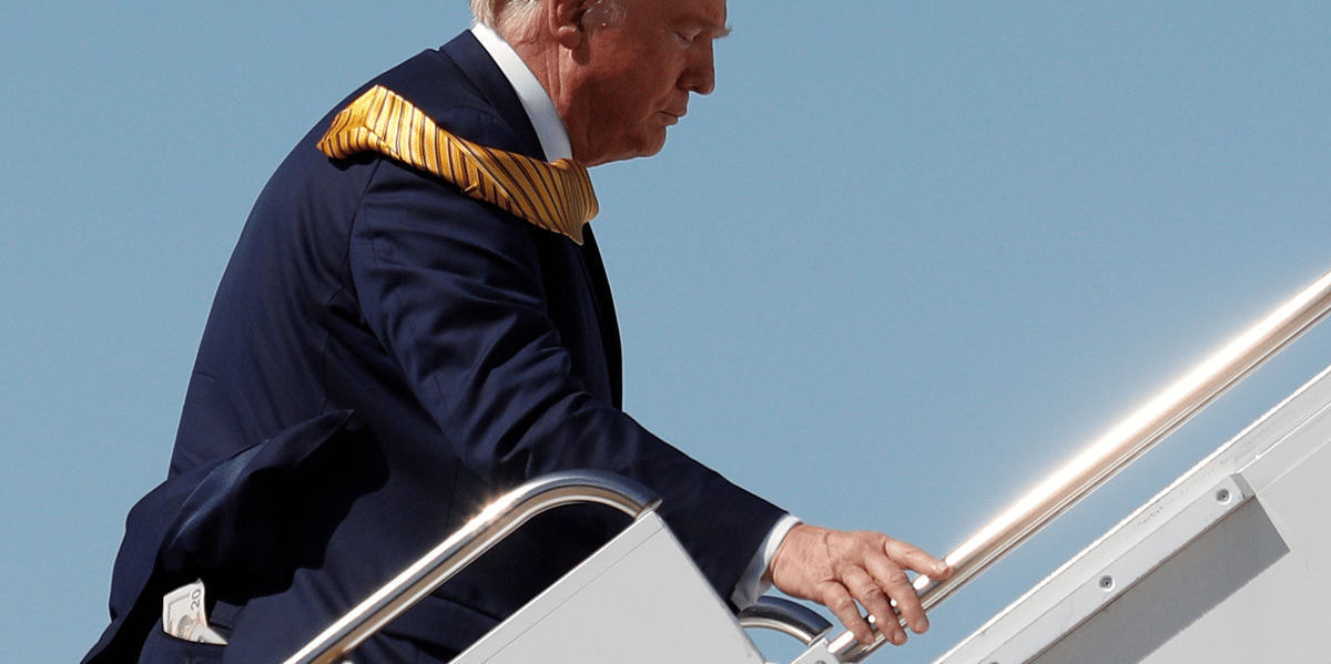 Trump, Air Force One, Mountain View,