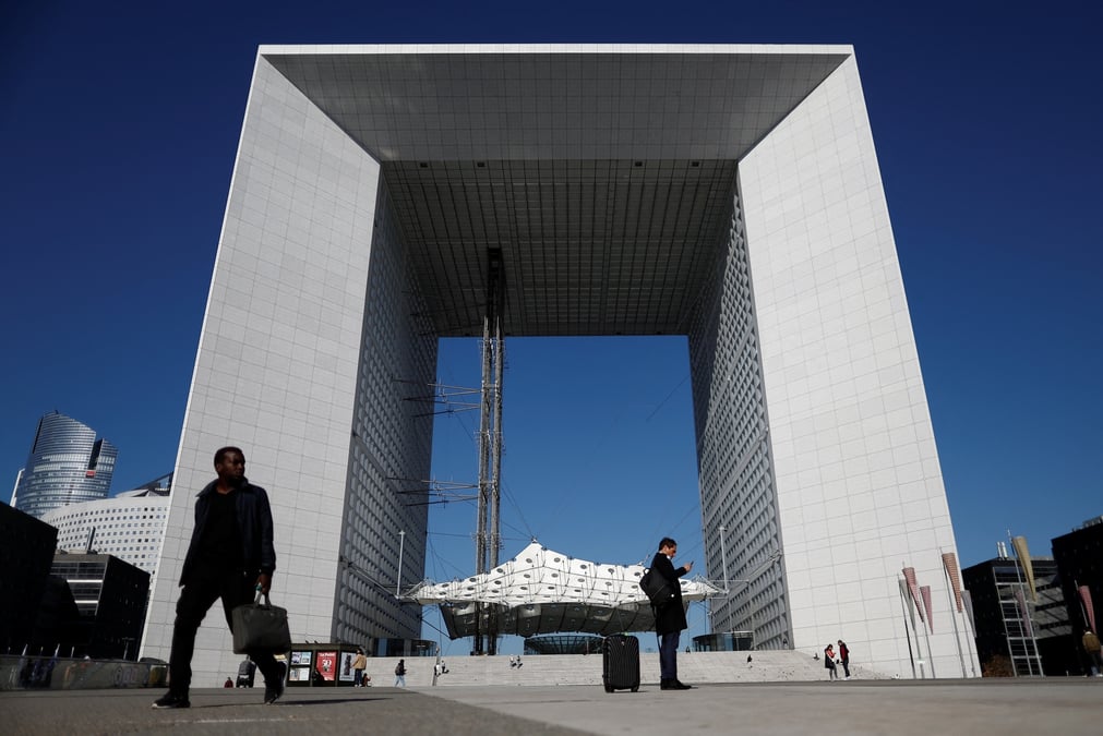 Photo du quartier d'affaires de la defense a paris