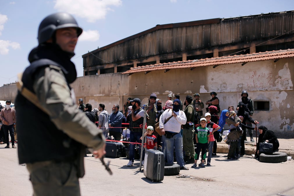 Fin de l'evacuation des derniers rebelles syriens de homs