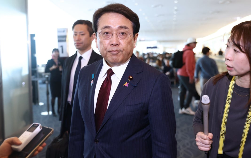 Le ministre de la Revitalisation économique du Japon, Ryosei Akazawa, après s'être rendu aux États-Unis en avril 2025 pour négocier au sujet des droits de douane américains.