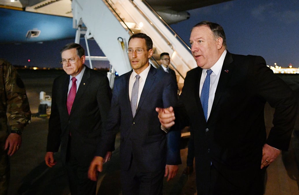 Pompeo, en visite surprise en irak, avertit de l'activite de l'iran