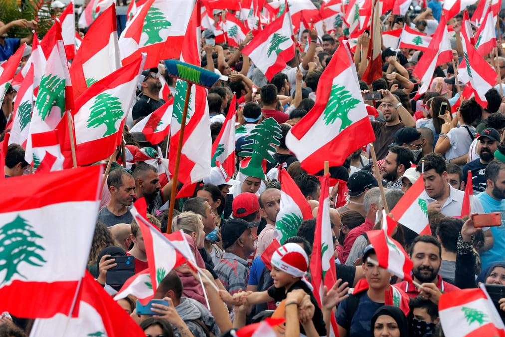 Quatrieme jour de mobilisation contre le pouvoir au liban