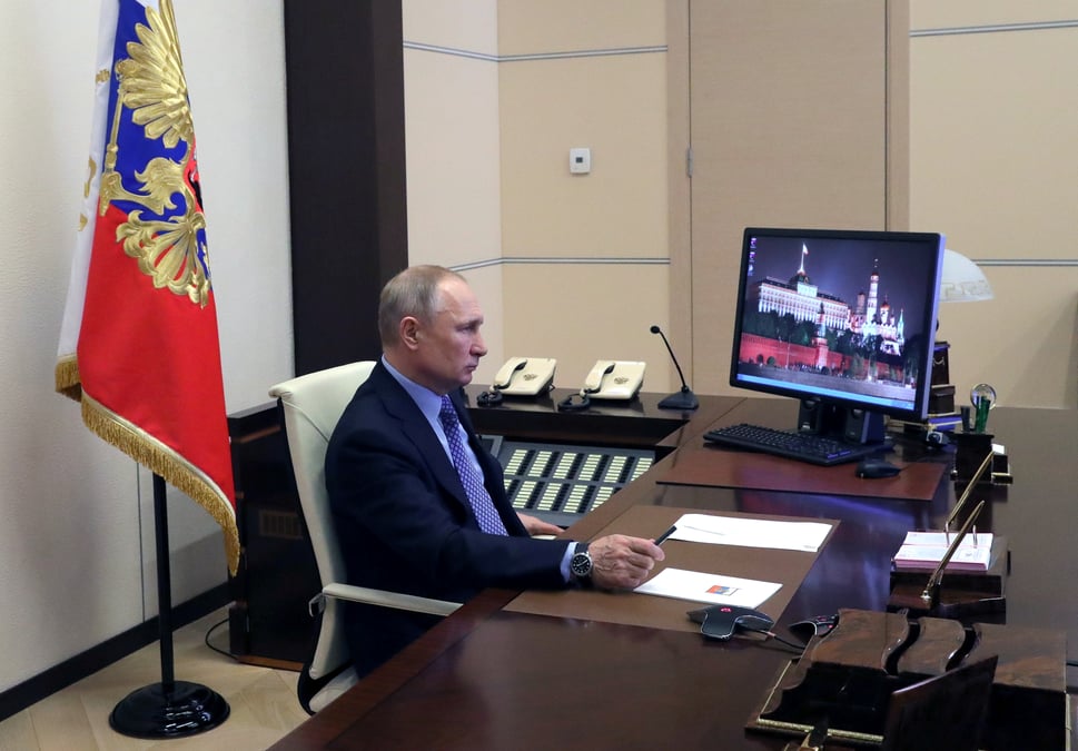 Russie: poutine en teletravail, tracage numerique a moscou