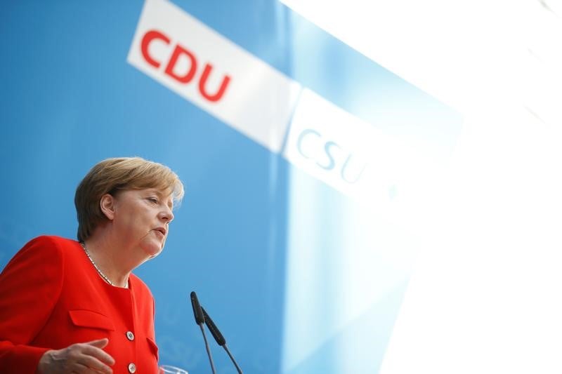 La cdu de merkel conforte son avance sur le spd