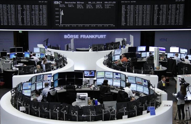 Les Bourses européennes hésitent à la mi-séance