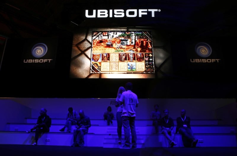 La famille guillemot detient 15,4% d'ubisoft, 21,6% des droits de votes