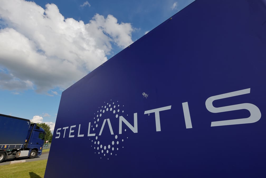 Stellantis proche d'un accord pour une "gigafactory" de batteries en italie, selon des sources