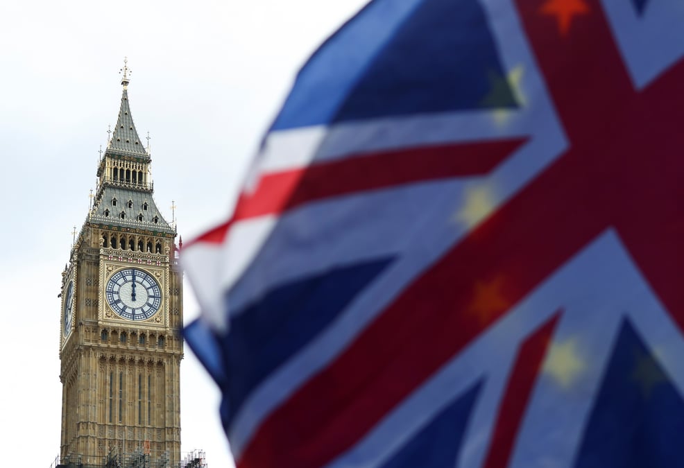 La grande-bretagne lance une procedure de resolution de conflit post-brexit sur la recherche